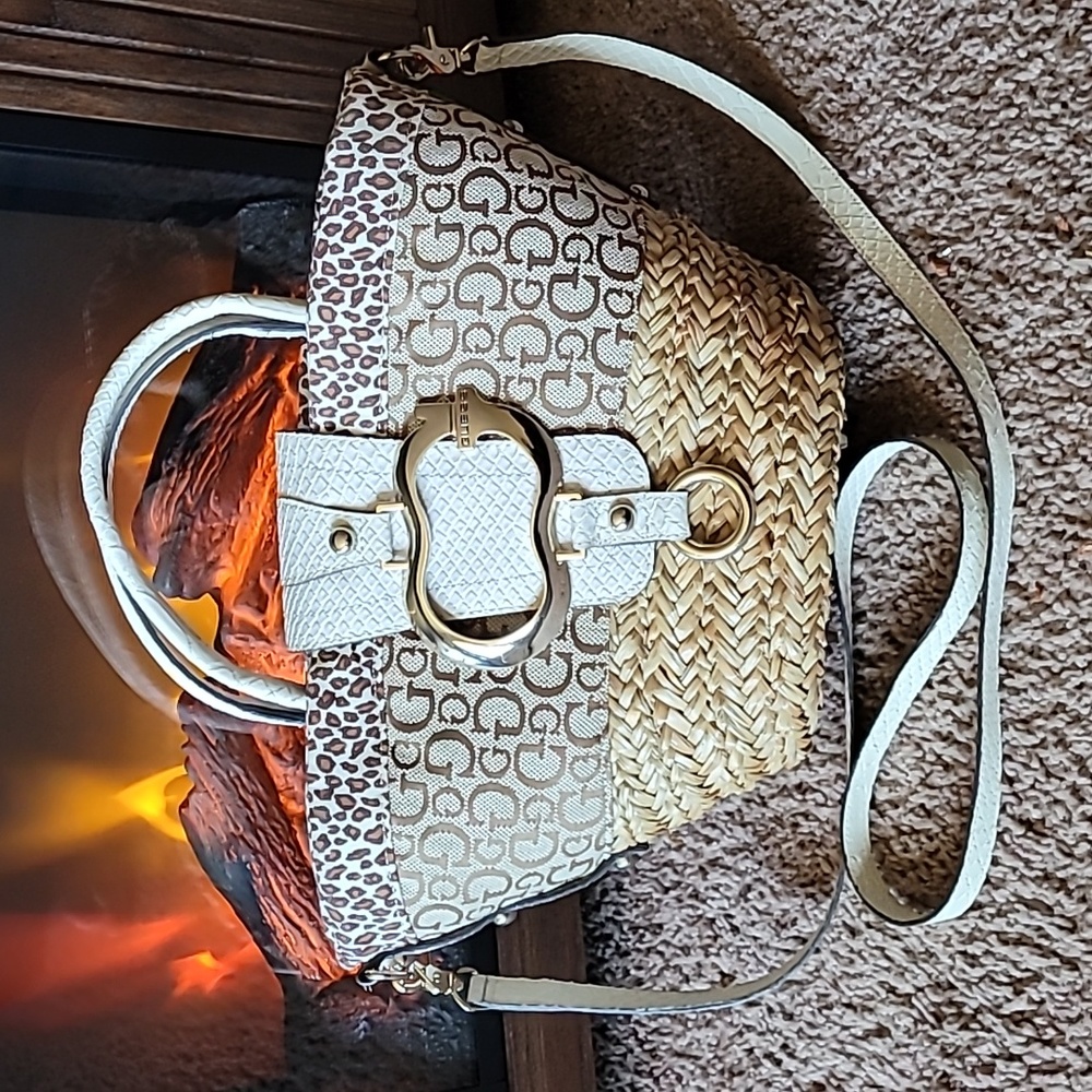 Guess mixed media tote guess bucket bag guess straw bag - Picture 1 of 15